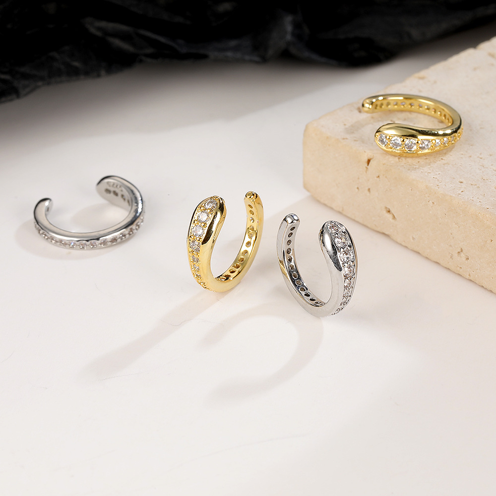 Ear Cuff No Piercing - Echtes 925er Sterlingsilber, schöne, glänzende CZ-Ohrklemmen-Ohrringe