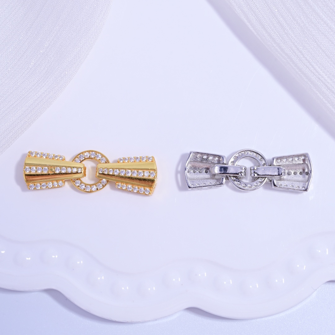 Mehrreihige Perlenkette und Ar – Pearl Necklace Bewertung und Preis